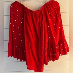 Entri L Red Ladie’s Red flaired sleeve with pearls